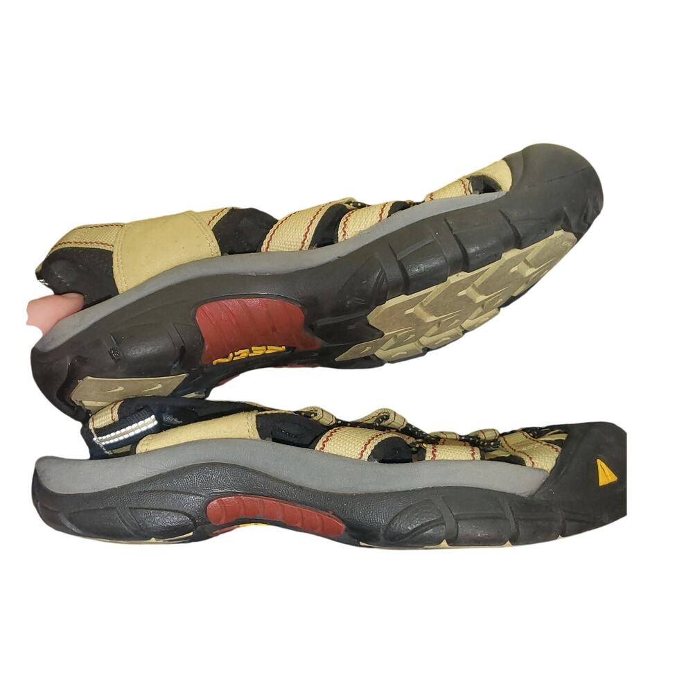 Keen woMen's Tan and Black Hiking Sandals - Picture 6 of 8